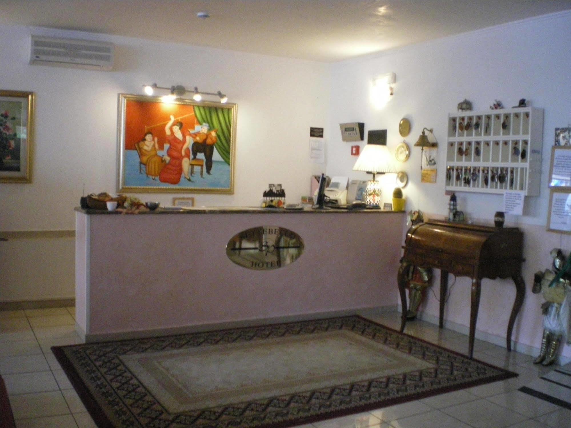 Hotel Settebello B&B 체제나티코 외부 사진